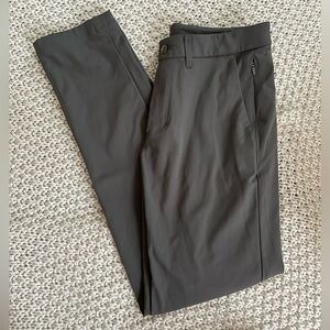 LULULEMON MENS Commission Slim-Fit Pant Size 30 | 32" Warpstreme | Obsidian